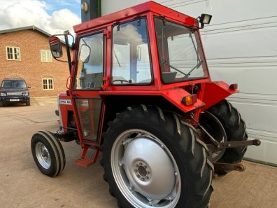 Massey Ferguson 240