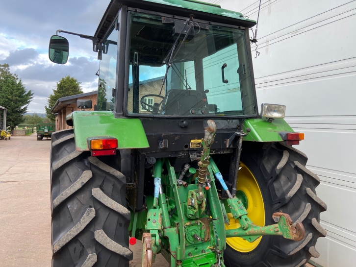 John Deere 3640
