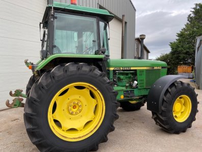 John Deere 3640