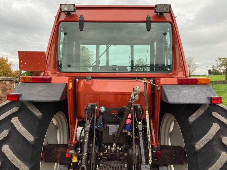 New Holland 110-90