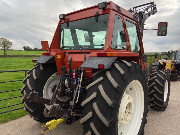 New Holland 110-90