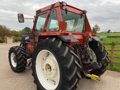 New Holland 110-90