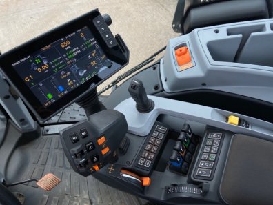 Valtra T194