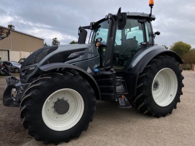 Valtra T194