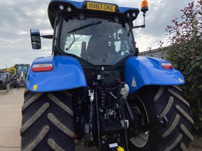 New Holland T7.210