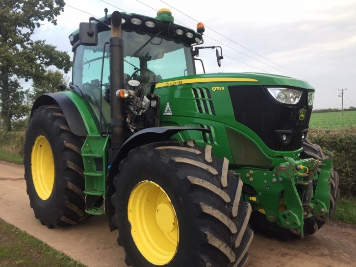 John Deere 6170R