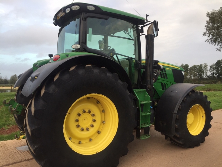 John Deere 6170R