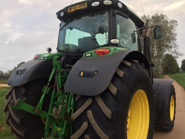 John Deere 6170R