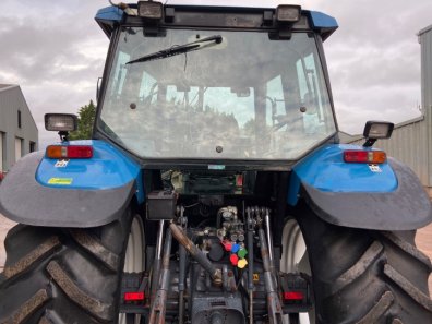 New Holland TS110