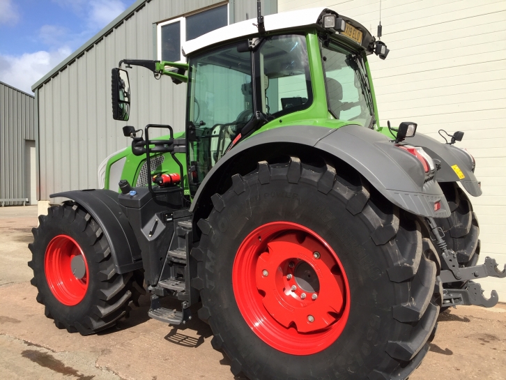 Fendt 828 Profi-Plus