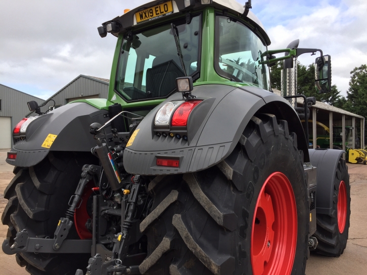 Fendt 828 Profi-Plus
