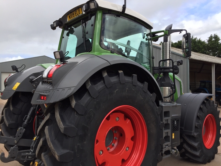 Fendt 828 Profi-Plus