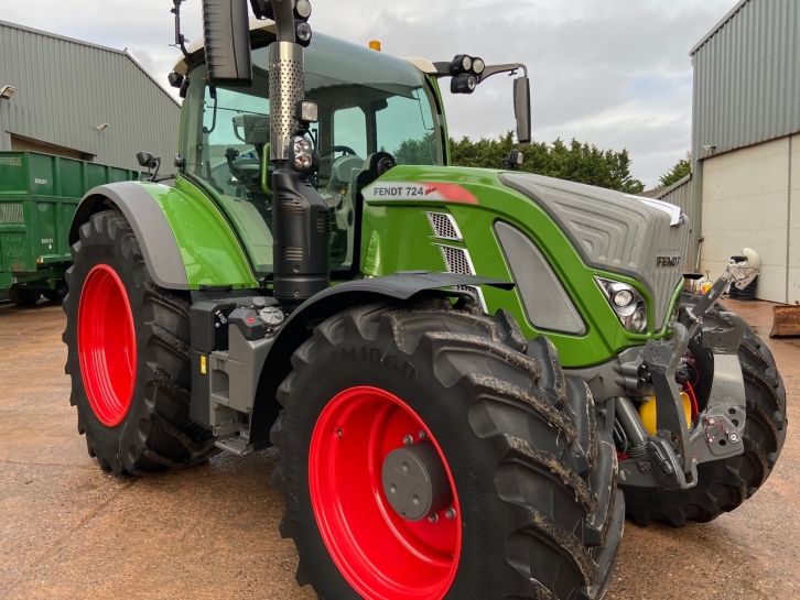 Fendt 724 Profi-Plus