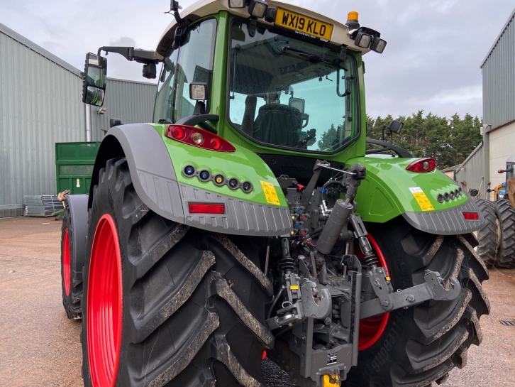 Fendt 724 Profi-Plus