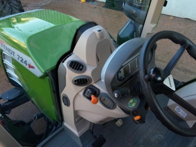 Fendt 724 Profi-Plus