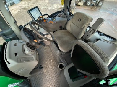 John Deere 6250R