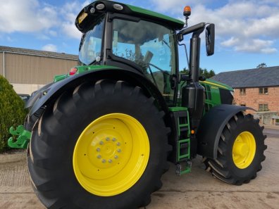 John Deere 6250R