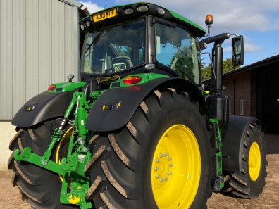 John Deere 6250R