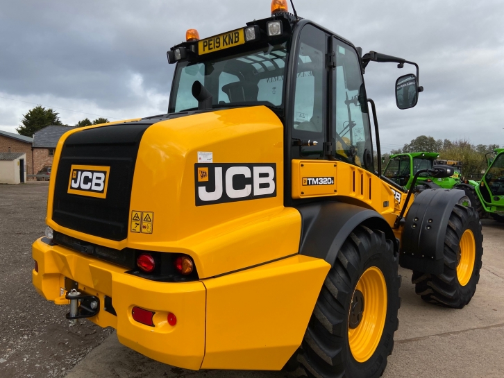 JCB 320S