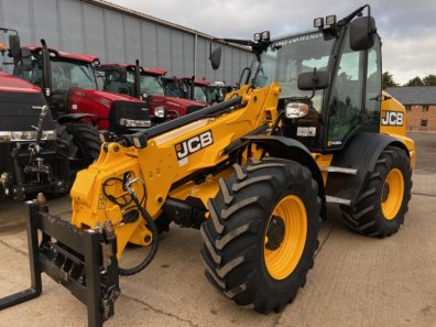 JCB 320S