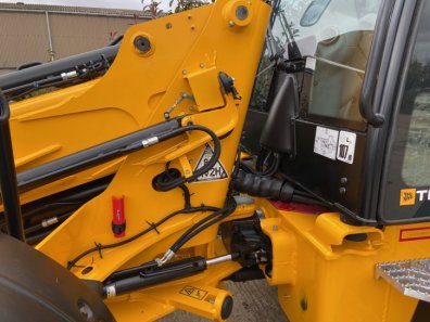 JCB 320S