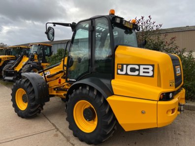 JCB 320S