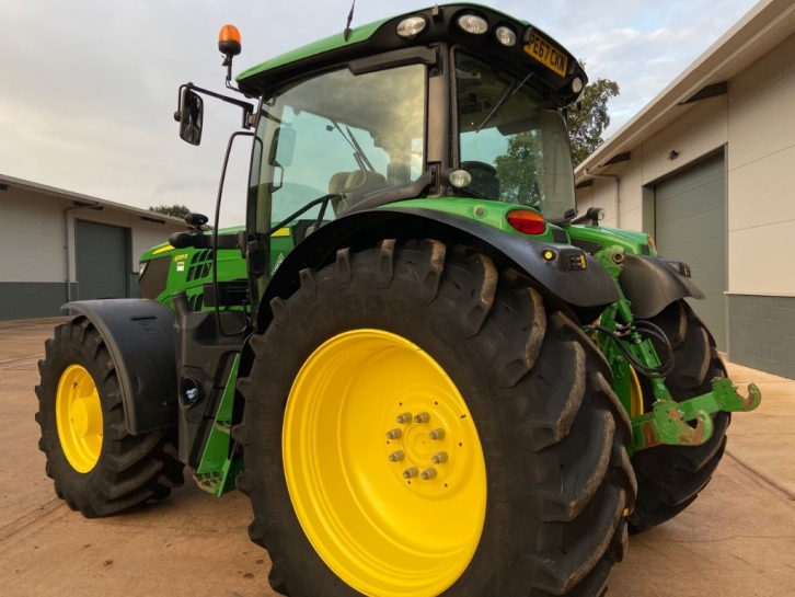 John Deere 6155R