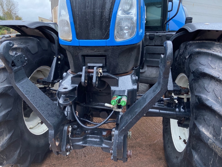 New Holland T6080