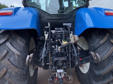 New Holland T6080