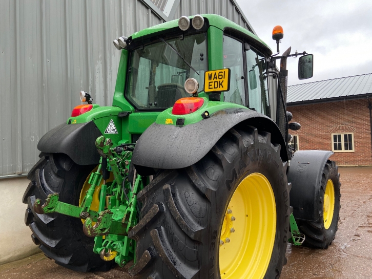 John Deere 6630