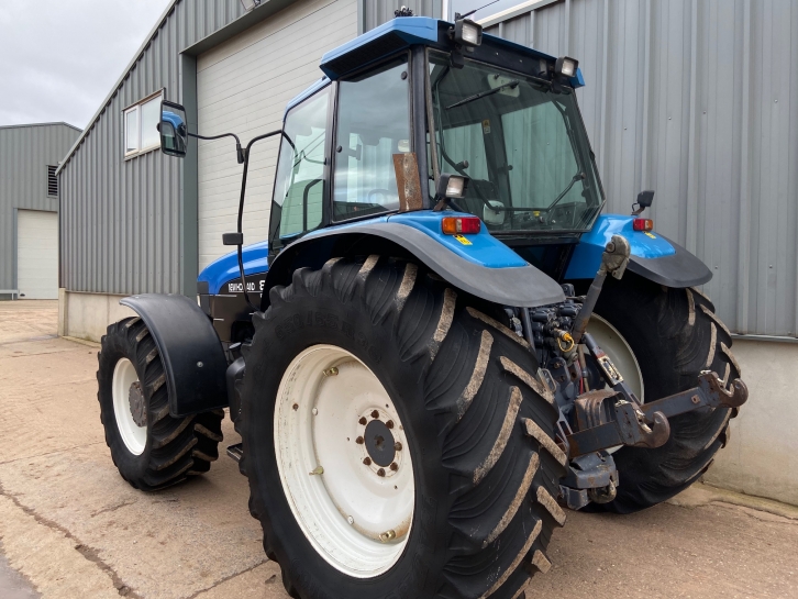 New Holland 8360