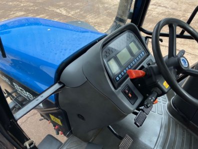 New Holland 8360