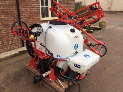 Kuhn Actis P300 sprayer
