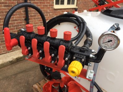Kuhn Actis P300 sprayer