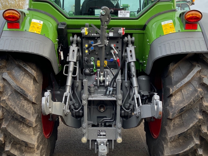 Fendt 211 S