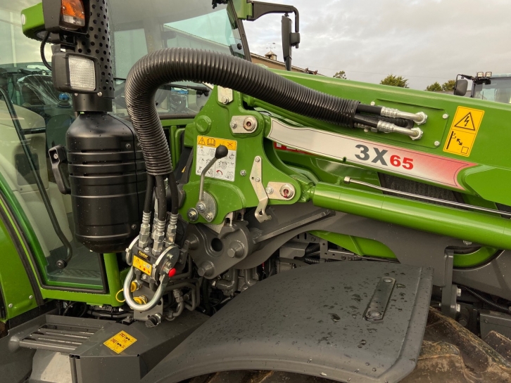 Fendt 211 S