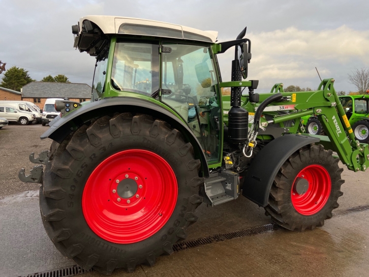 Fendt 211 S