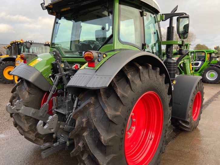 Fendt 211 S