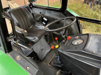 John Deere 3040