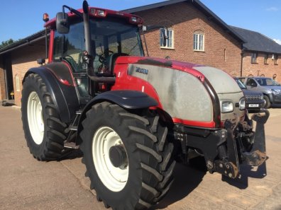 Valtra T190