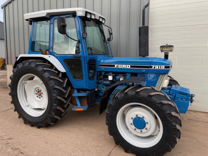 Ford 7810 II