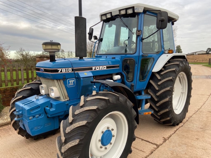 Ford 7810 II