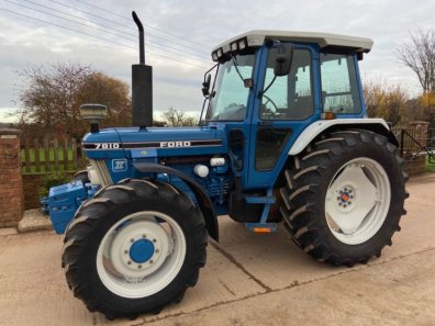 Ford 7810 II