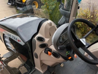 Fendt 724 Profi-Plus