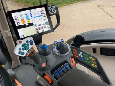 Fendt 724 Profi-Plus