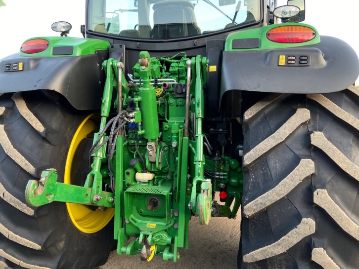 John Deere 6155R