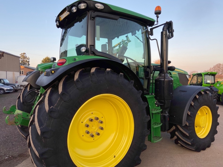 John Deere 6155R
