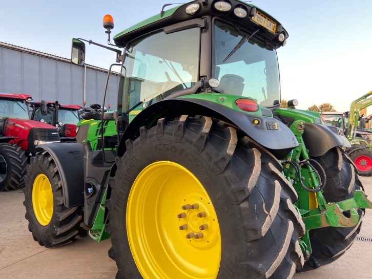 John Deere 6155R