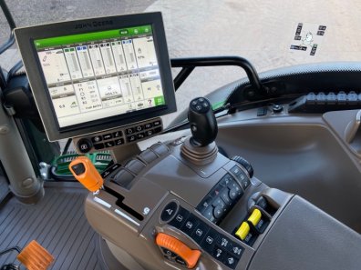 John Deere 6155R