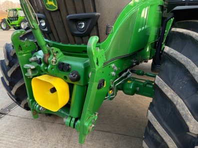 John Deere 6155R